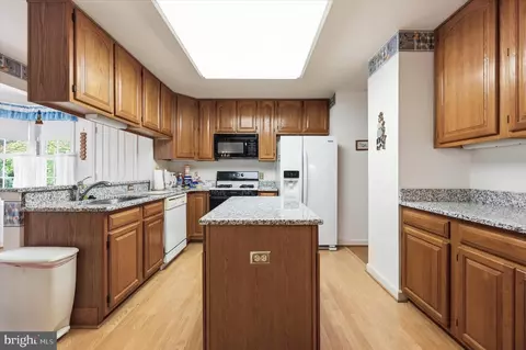 Kitchen - 2429 Bear Den Rd, Frederick, MD 21701 photo 5 of 6