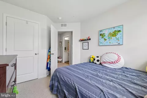 Bedroom - 5019 Ironsides Dr, Frederick, MD 21703 photo 3 of 6