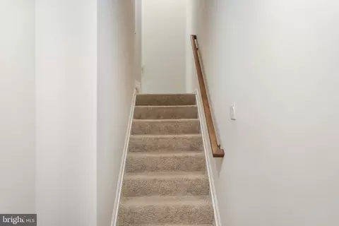 Entry Way - 1253 Apollo Dr, Frederick, MD 21702 photo 4 of 19