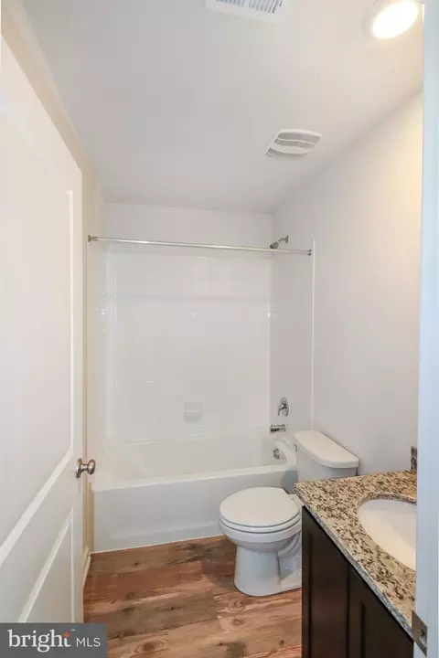Bath - 1253 Apollo Dr, Frederick, MD 21702 photo 2 of 4