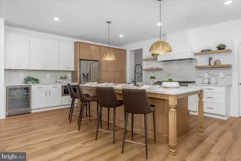 Kitchen - 6904 Sundays Ln, Frederick, MD 21702 photo 2 of 13