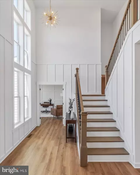Entry Way - 6904 Sundays Ln, Frederick, MD 21702 photo 3 of 22