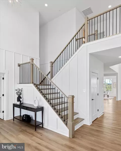 Entry Way - 6904 Sundays Ln, Frederick, MD 21702 photo 2 of 22