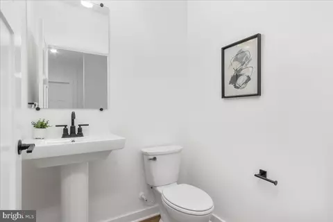 Entry Way - 6904 Sundays Ln, Frederick, MD 21702 photo 16 of 22