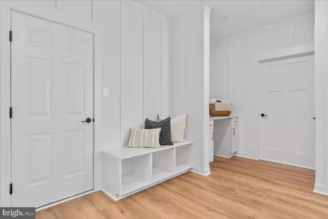 Entry Way - 6904 Sundays Ln, Frederick, MD 21702 photo 15 of 22
