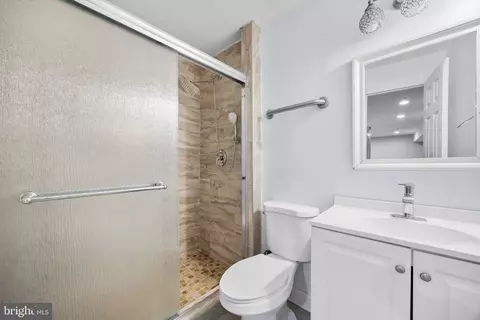 Bath - 4813 Clarendon, Frederick, MD 21703 photo 5 of 6