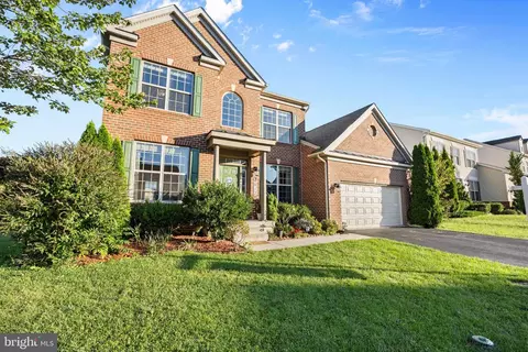 Exterior - 4813 Clarendon, Frederick, MD 21703 photo 5 of 11