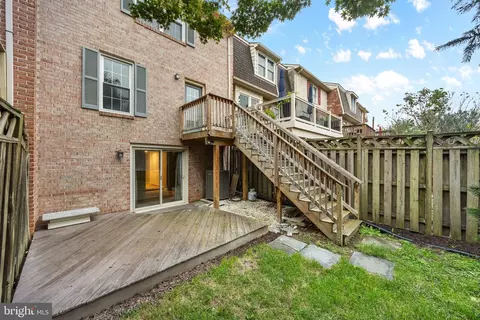 Exterior - 8023 Broken Reed Ct, Frederick, MD 21701 photo 8 of 10
