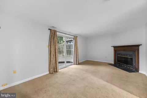 Living - 8023 Broken Reed Ct, Frederick, MD 21701 photo 1 of 6