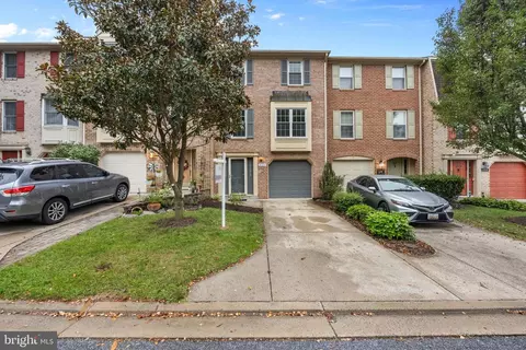 Exterior - 8023 Broken Reed Ct, Frederick, MD 21701 photo 2 of 10