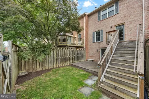 Exterior - 8023 Broken Reed Ct, Frederick, MD 21701 photo 9 of 10