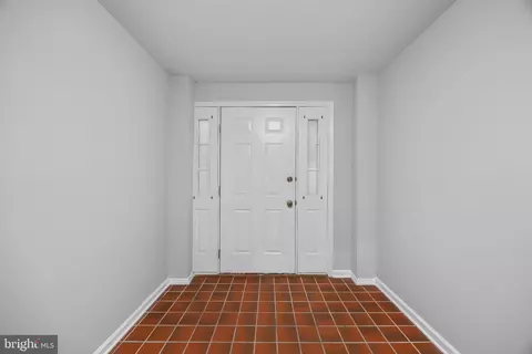 Entry Way - 8023 Broken Reed Ct, Frederick, MD 21701 photo 7 of 12