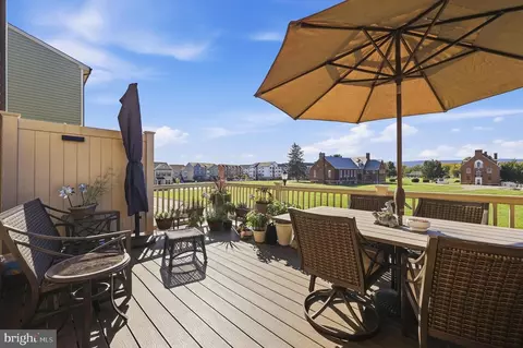 Exterior - 1731 Evansberry Dr, Frederick, MD 21701 photo 3 of 12