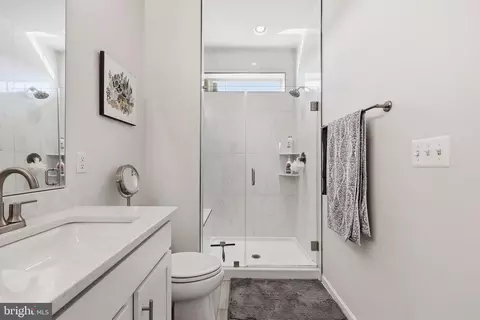 Bath - 1731 Evansberry Dr, Frederick, MD 21701 photo 2 of 2