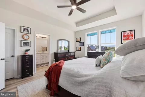Bedroom - 1731 Evansberry Dr, Frederick, MD 21701 photo 2 of 5