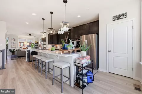 Kitchen - 1731 Evansberry Dr, Frederick, MD 21701 photo 3 of 3