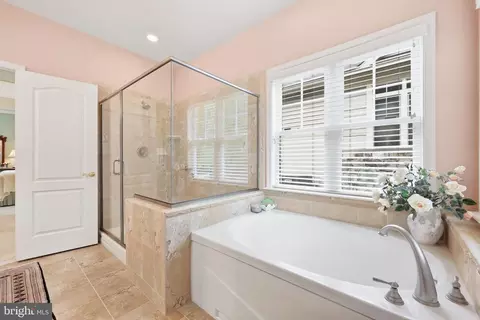 Bath - 3017 Palatine Dr, Frederick, MD 21701 photo 3 of 5