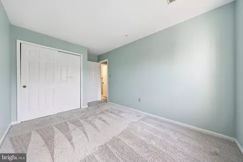 Bedroom - 7130 Oberlin Cir, Frederick, MD 21703 photo 5 of 6