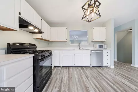 Kitchen - 7130 Oberlin Cir, Frederick, MD 21703 photo 2 of 2