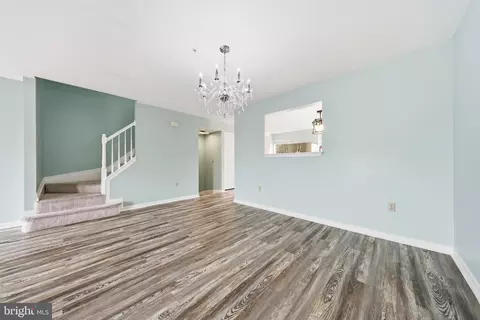 Living - 7130 Oberlin Cir, Frederick, MD 21703 photo 4 of 8