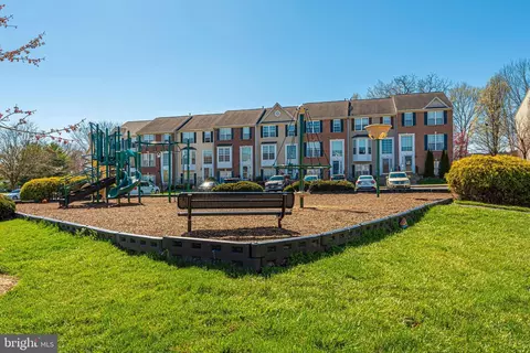 Exterior - 7130 Oberlin Cir, Frederick, MD 21703 photo 15 of 15