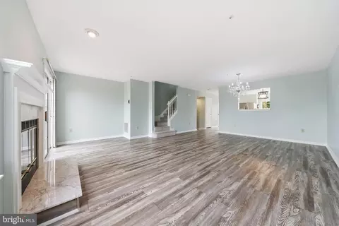 Living - 7130 Oberlin Cir, Frederick, MD 21703 photo 7 of 8