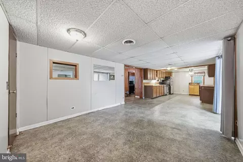Living - 12349 Layman Rd, Thurmont, MD 21788 photo 3 of 4