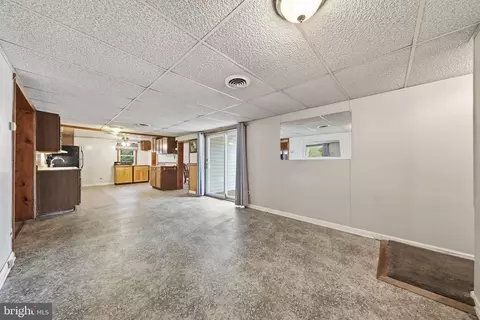 Living - 12349 Layman Rd, Thurmont, MD 21788 photo 4 of 4