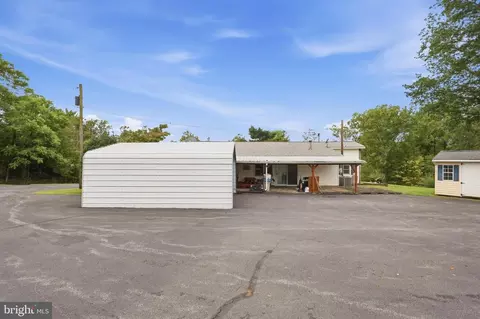 Exterior - 12349 Layman Rd, Thurmont, MD 21788 photo 4 of 9