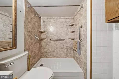 Bath - 12349 Layman Rd, Thurmont, MD 21788 photo 2 of 3