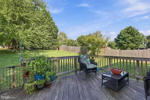 Exterior - 1609 Norwich Dr, Frederick, MD 21701 photo 6 of 12