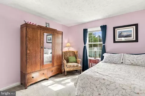 Bedroom - 1609 Norwich Dr, Frederick, MD 21701 photo 5 of 6