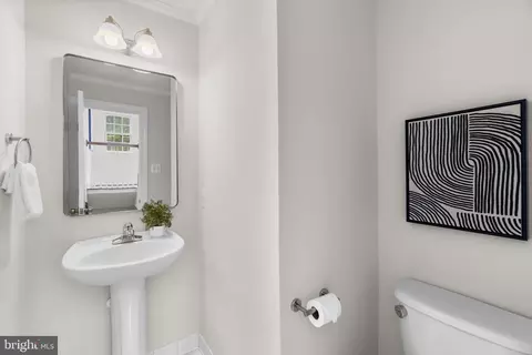 Entry Way - 3638 Islington St, Frederick, MD 21704 photo 2 of 3