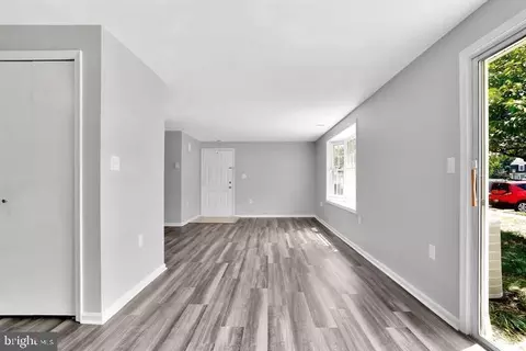 Living - 1237 C Danielle Dr #1237C, Frederick, MD 21703 photo 2 of 3