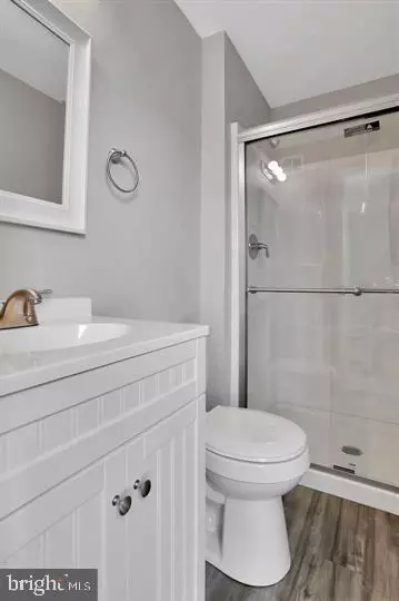 Bath - 1237 C Danielle Dr #1237C, Frederick, MD 21703 photo 1 of 1