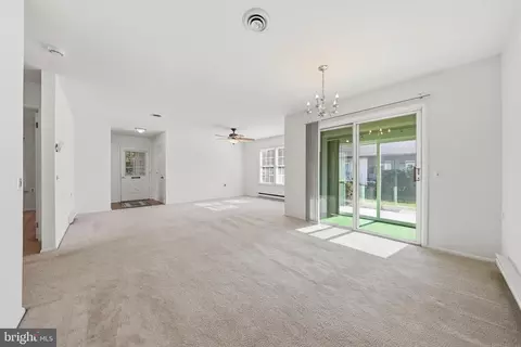 Living - 5746 Box Elder Ct, Frederick, MD 21703 photo 5 of 7