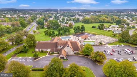 View/Area - 5746 Box Elder Ct, Frederick, MD 21703 photo 2 of 5