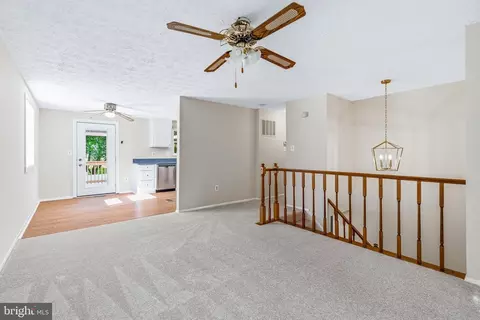 Living - 1807 Rustic Hill Ct, Frederick, MD 21702 photo 4 of 8