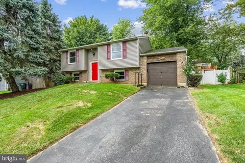 Exterior - 1807 Rustic Hill Ct, Frederick, MD 21702 photo 9 of 11