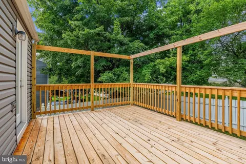 Exterior - 1807 Rustic Hill Ct, Frederick, MD 21702 photo 3 of 11