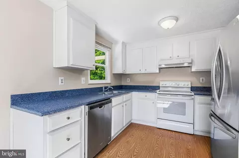 Kitchen - 1807 Rustic Hill Ct, Frederick, MD 21702 photo 3 of 4
