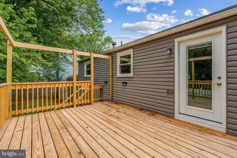 Exterior - 1807 Rustic Hill Ct, Frederick, MD 21702 photo 2 of 11