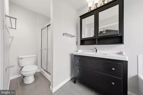 Bath - 5407 Upper Mill Ter S, Frederick, MD 21703 photo 2 of 3