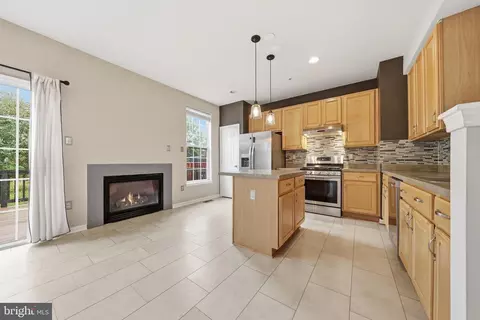 Kitchen - 5407 Upper Mill Ter S, Frederick, MD 21703 photo 2 of 5