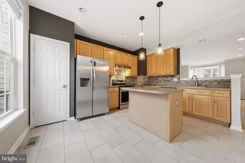 Kitchen - 5407 Upper Mill Ter S, Frederick, MD 21703 photo 3 of 5