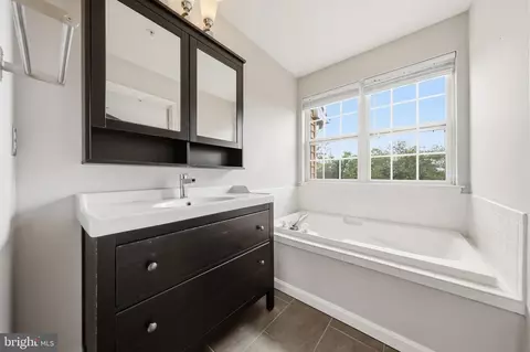 Bath - 5407 Upper Mill Ter S, Frederick, MD 21703 photo 3 of 3