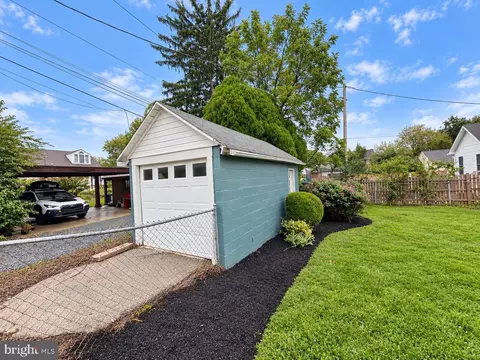 7 Frederick Ave, Frederick, MD 21701 photo 9