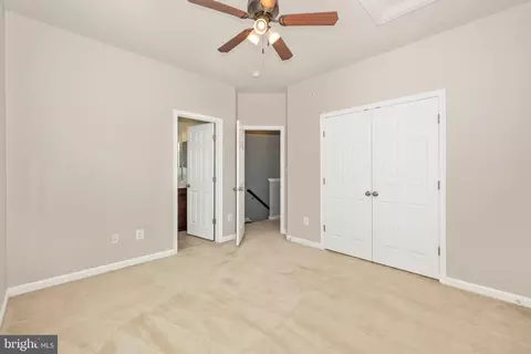 Bedroom - 5961 Whelan Ln, Frederick, MD 21703 photo 4 of 5