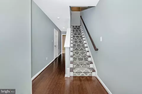 Entry Way - 5961 Whelan Ln, Frederick, MD 21703 photo 7 of 9