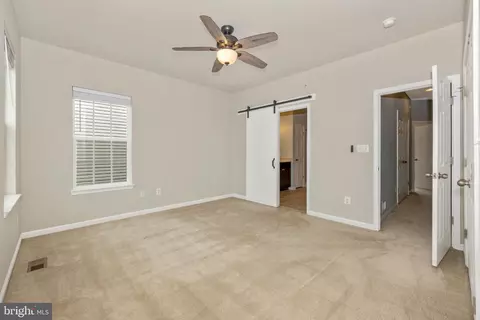 Entry Way - 5961 Whelan Ln, Frederick, MD 21703 photo 5 of 9